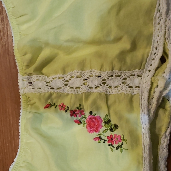 Victoria secret sleep shorts. - Picture 4 of 5